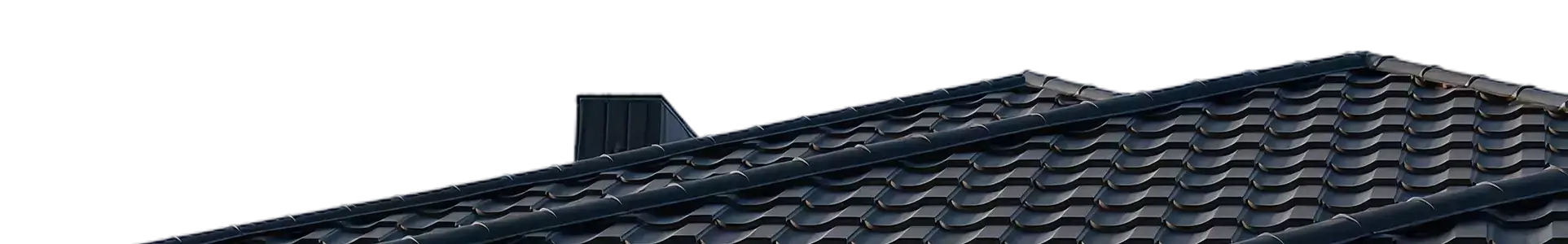 Ziegeldach mit schwarzen Dachpfannen